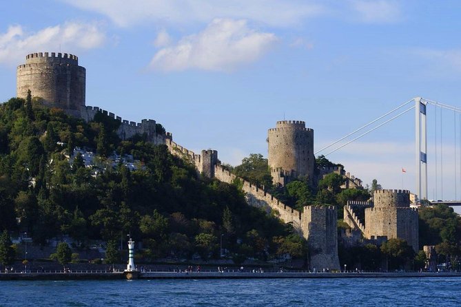Dolmabahçe Palace with Bosphorus Cruise - Lunch and the value of $162.60