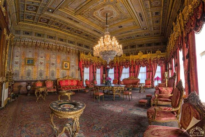 Dolmabahçe Palace with Bosphorus Tour by Boat - Pierre Loti Hill and the cable-car ride