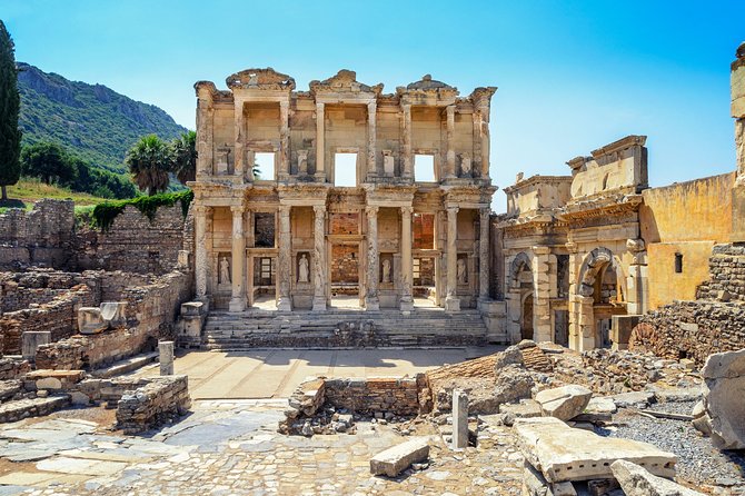 Explore the Best Highlights of Turkey in 10 Days - Day 7: Fairy chimneys, pottery, and cave churches