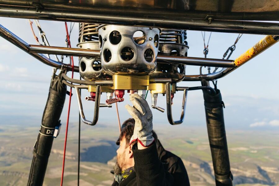 From Istanbul: 3-Day Cappadocia Tour with Balloon Ride - A quiet gap before the sunset ATV ride