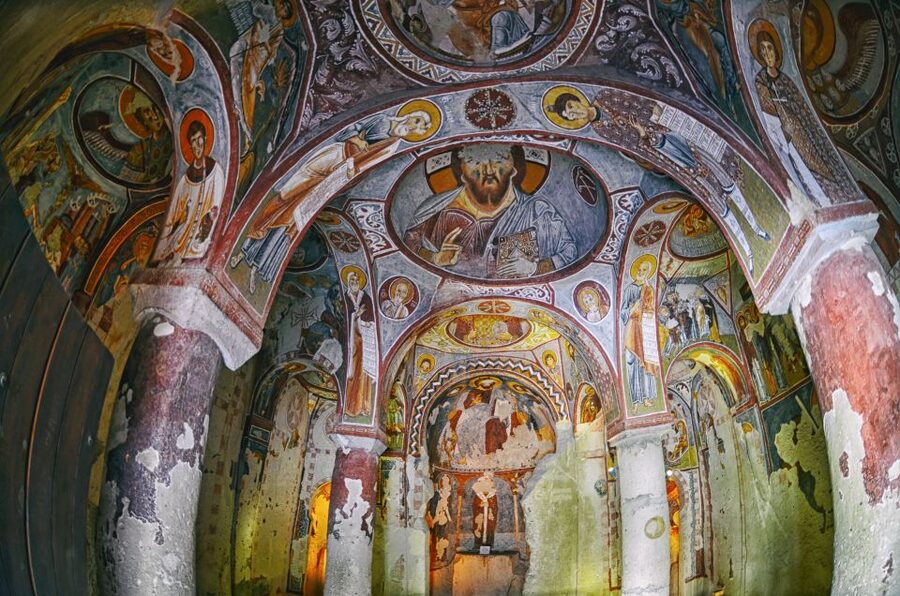 From Istanbul: 3-Day Cappadocia Tour with Balloon Ride - The Soğanlı Valley balloon flight begins before dawn