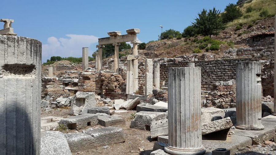 From Istanbul: Ephesus Tour with Roundtrip Flight - Should you pay extra for the Terrace Houses?