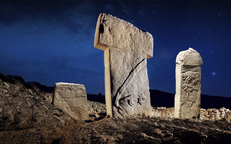 From Istanbul: Gobeklitepe Day Tour - Walking among the ancient stone circles