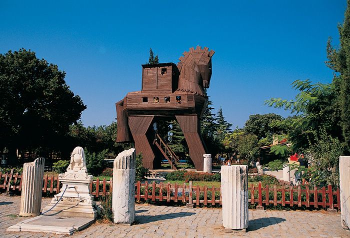 From Istanbul: Troy and Gallipoli 2-Day Trip - Why Gallipoli and Troy belong together