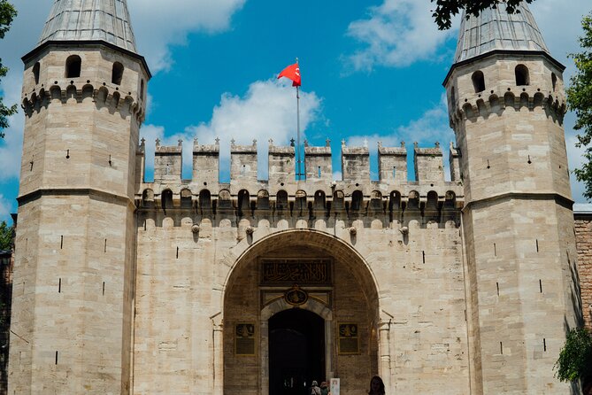 Full-Day Istanbul Old City Walking Tour - Topkapi Palace and the Ottoman court