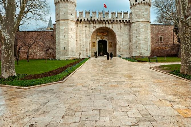 Getaway Turkey 5-Day Tour from Istanbul: Gallipoli and Troy - The road to Troy is long, but the bridge helps