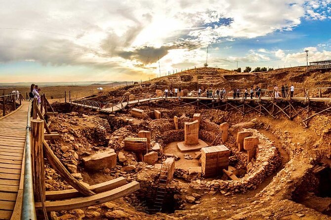 Gobekli Tepe & Mountain Nemrut Tour-2 Days 1 Night From Istanbul - Mount Nemrut at sunset