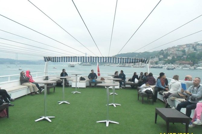Golden Horn and Bosphorus Boat Tour in Istanbul - What the guide adds, and where the tour can fall short