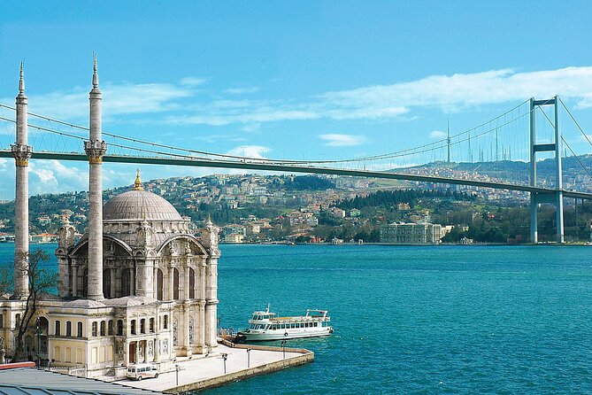 Golden Horn and Bosphorus Boat Tour in Istanbul - Who will get the most from this two-hour cruise?