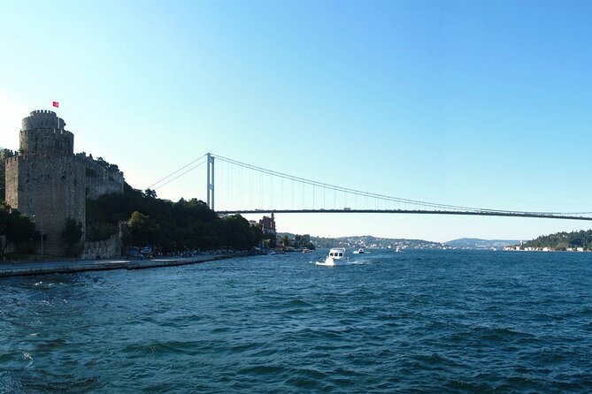 Golden Horn and Bosphorus Boat Tour in Istanbul - Ninety minutes between two continents