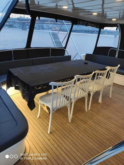 Golden Horn and Bosphorus Sunset Tour Stop at Anatolian Side - The Golden Horn opens the tour
