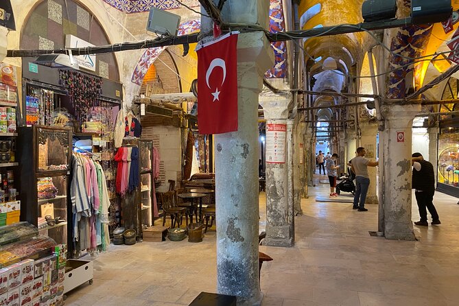 Grand Bazaar Through the Alleys - Cevahir Bedesteni, the bazaar’s old core