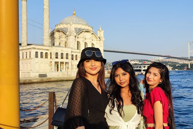 Guided Bosphorus Afternoon Cruise on Luxury Yacht - Arnavutköy and Bebek: Wooden houses and expensive waterfront views