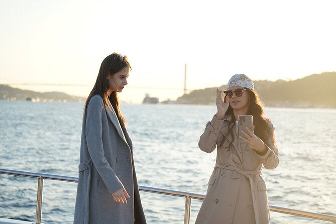 Guided Bosphorus Afternoon Cruise on Yacht - Rumeli Fortress at the narrowest point
