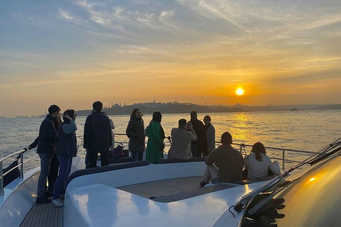 Guided Bosphorus Sunset Cruise on Luxurious Yacht - Small Group Cruise - Küçüksu Summer Palace and the Garden of Lamps