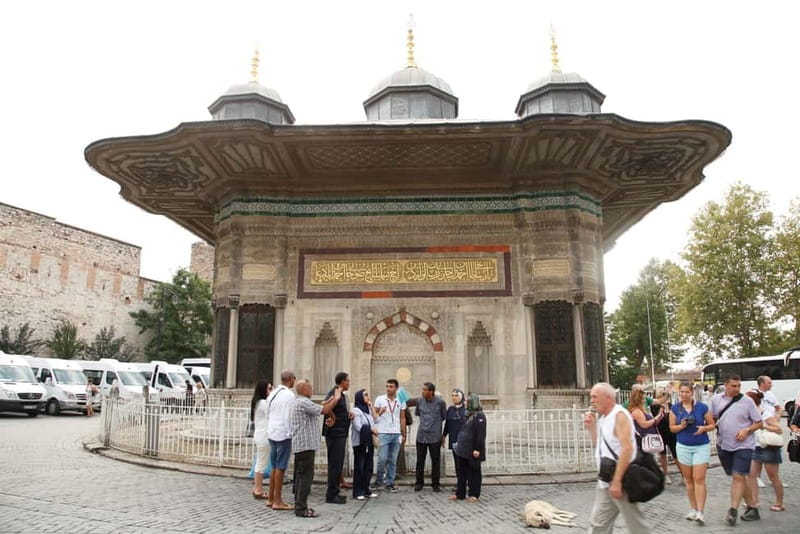 Hagia Sophia & Blue Mosque Half-day Guided, Small Group Tour - Hippodrome monuments in Sultanahmet Square