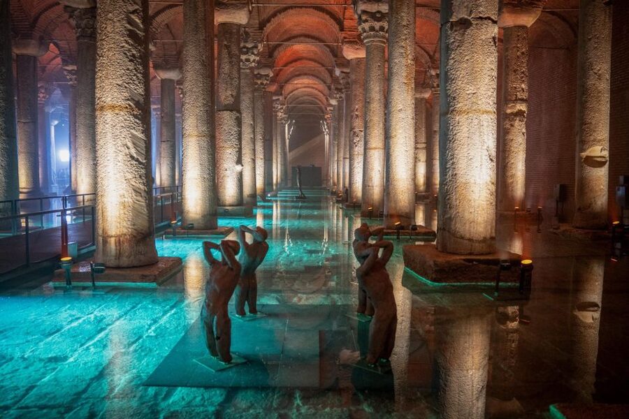 Hagia Sophia & Blue Mosque Half-day Guided, Small Group Tour - Clothing, security, and practical timing