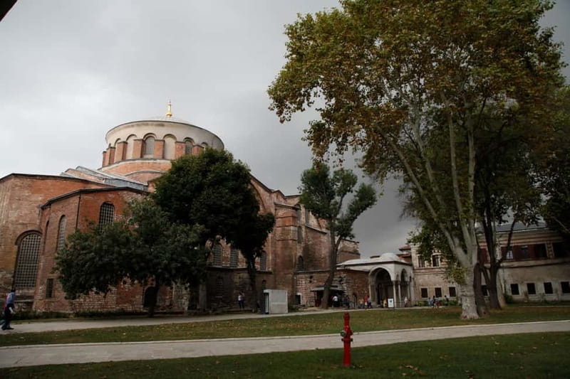 Hagia Sophia, Topkapı Palace, Blue Mosque Guided Small Group - Transport, meeting point, and the walking load