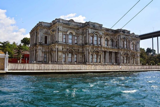 Half-Day Afternoon Istanbul Asia Tour With Beylerbeyi Palace - Why Istanbul’s Asian side is worth half a day