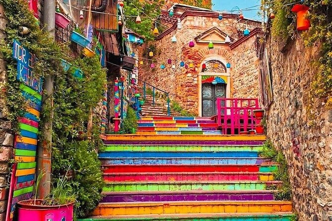 Hidden Gems of the Istanbul: From Galata Tower to Balat - Watching Istanbul from the Golden Horn