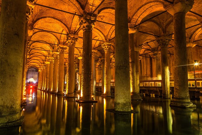 Istanbu City Walk: Topkapi Palace, Harem, & Basilica Guided Tour - Why the guide matters here