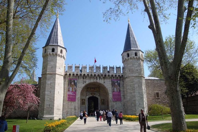 Istanbul 1 Day Tour | Best of Istanbul | Blue Mosque, Hagia Sophia and Topkapi - Sultanahmet in one compact day