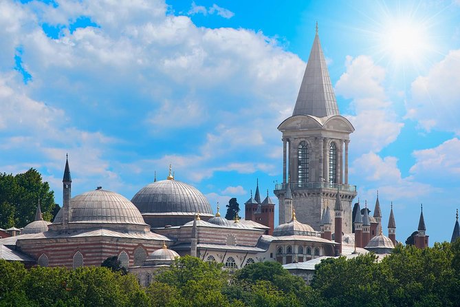 Istanbul 1 Day Tour | Best of Istanbul | Blue Mosque, Hagia Sophia and Topkapi - The Blue Mosque and its working religious life