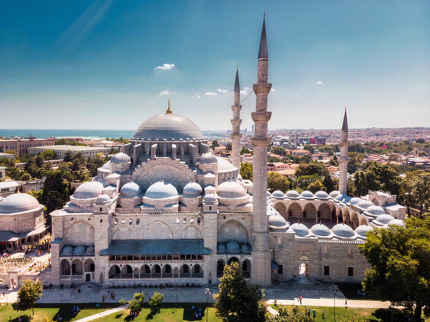Istanbul: 1 or 2-Day Private Guided Tour with Hotel Transfer - Day two: the Spice Bazaar and the Bosphorus