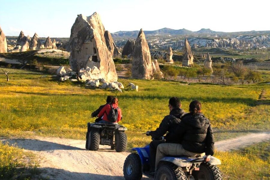 Istanbul: 3-Days, 2-nights in Cappadocia & Hot Air Balloon - The southern route: underground rooms and Ihlara Valley