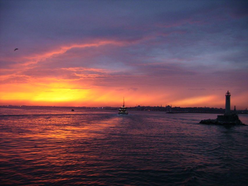 Istanbul: Afternoon Bosphorus Cruise and Spice Bazaar Tour - Why this four-hour Istanbul outing works