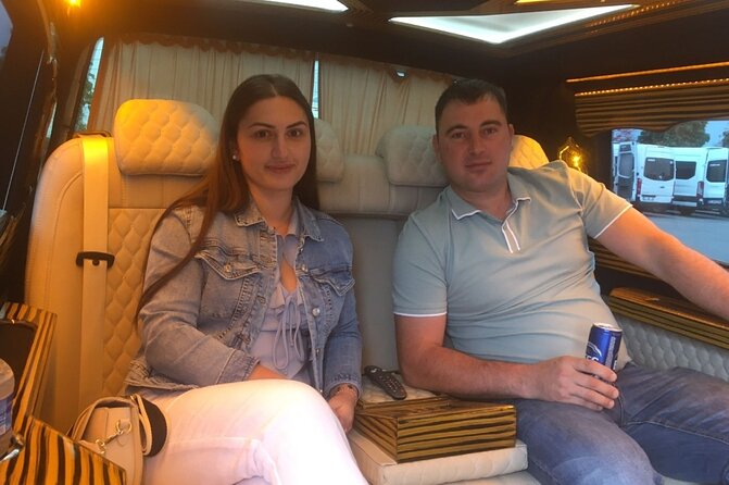 Istanbul Airport Luxury Minivan Transfer Meet Transfer - Hotel pickup for the trip back to the airport
