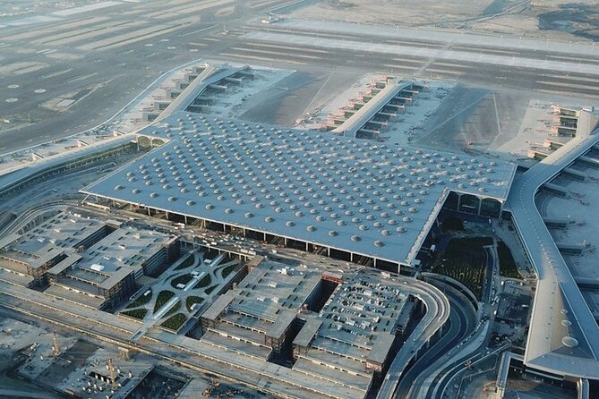 Istanbul Airport Private Transfer - Small details that make arrival easier
