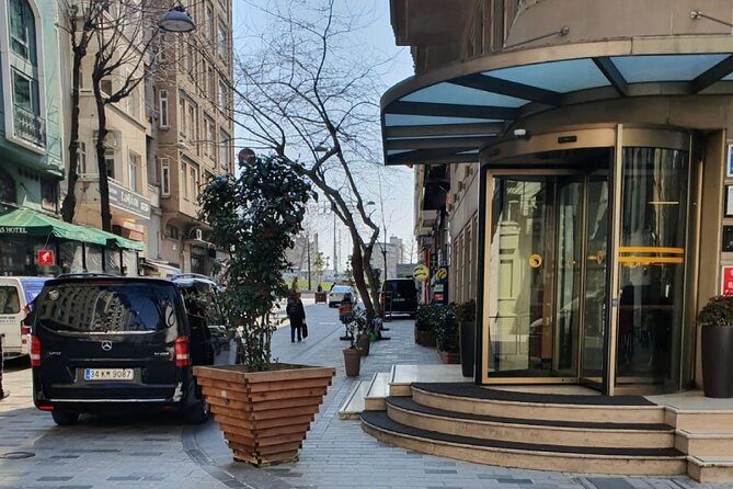 Istanbul Airport Private Transfer Services - Biivip Vip Transfer - Hotel pickup works in the opposite direction
