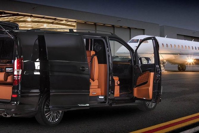 Istanbul Airport to Sabiha Airport Private Transfer or Vice Versa (1-4pax) - Crossing Istanbul between IST and SAW