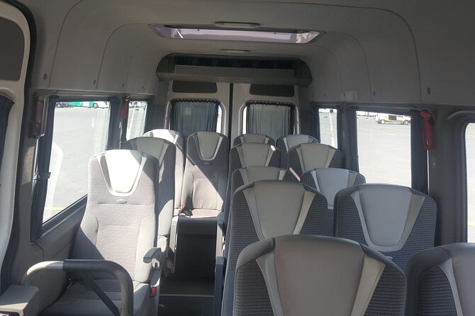 Istanbul Airport Transfer Minibus - Finding the R99 sign outside Gate 14