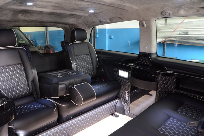 Istanbul Airport Transfer Service (IST) - Drivers, languages, and the level of service