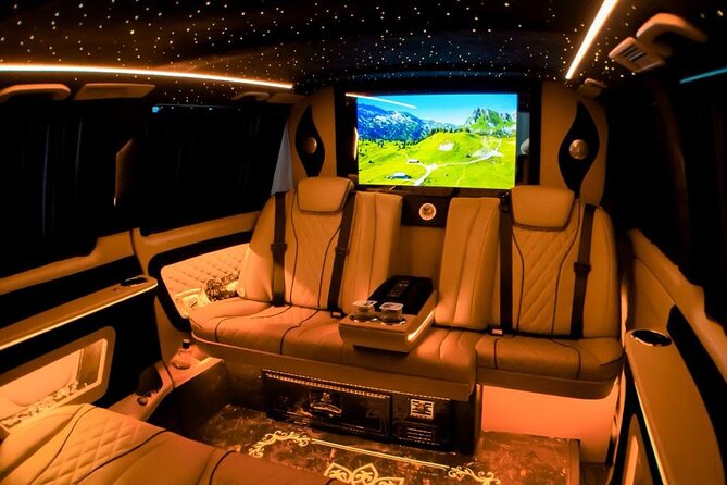 Istanbul Airport Transfer Service with Private Minivan - What happens when your flight is delayed