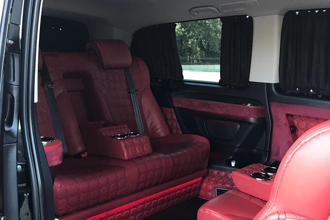 Istanbul Airport VIP/ULTRA VIP Transfer, Free WIFI - The 30 to 50 minute ride into the city