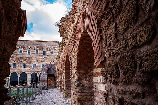 Istanbul Ancient Monasteries Full-Day Tour with Lunch - Fethiye Mosque and Pammakaristos mosaics