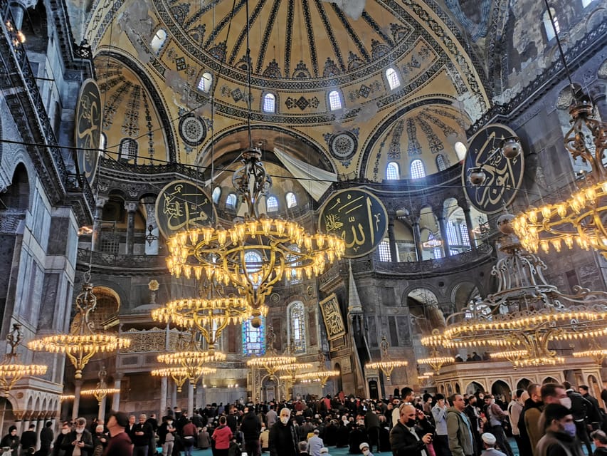 Istanbul: Ancient Town of Constantinople Guided Tour - The Blue Mosque and practical dress advice