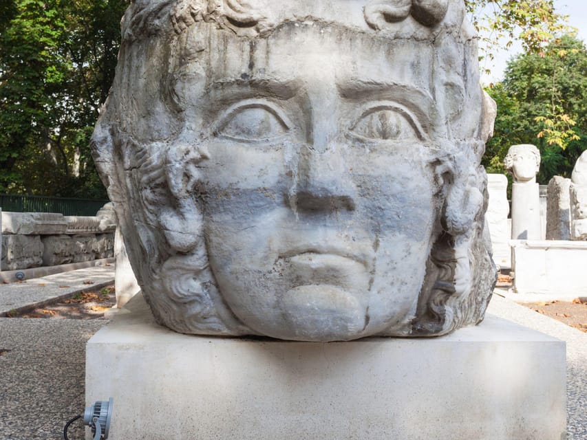Istanbul Archaeological Museums Entry Ticket & Audio Guide - Using the Audio Guide Without Losing Your Own Pace