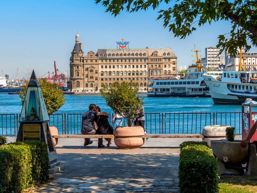 Istanbul: Asian Side Uskudar & Kadiköy Tour with Lunch - Key points at a glance