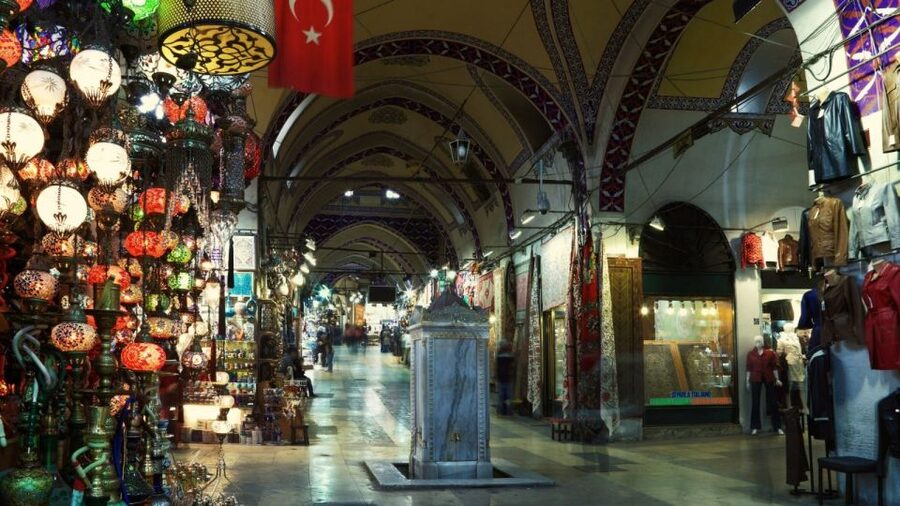 Istanbul: Basilica Cistern Skip-the-line Entry & Guided Tour - Entering the Basilica Cistern without the regular wait