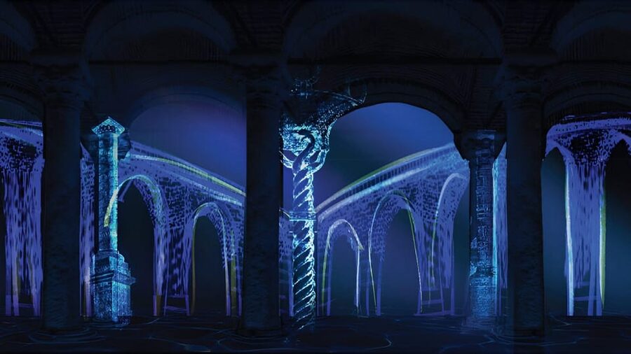 Istanbul: Basilica Cistern Skip-the-Ticket-Line Guided Tour - Entering the underground cistern
