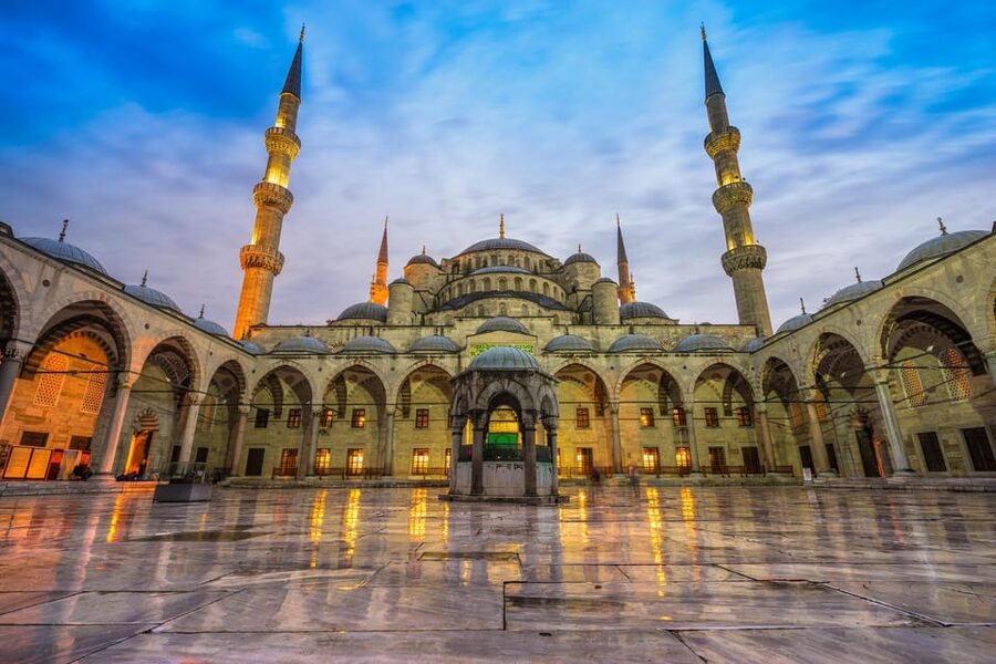 Istanbul: Bespoke Tour with Guide and Skip-the-Line Entries - Topkapi Palace: allow two and a half hours
