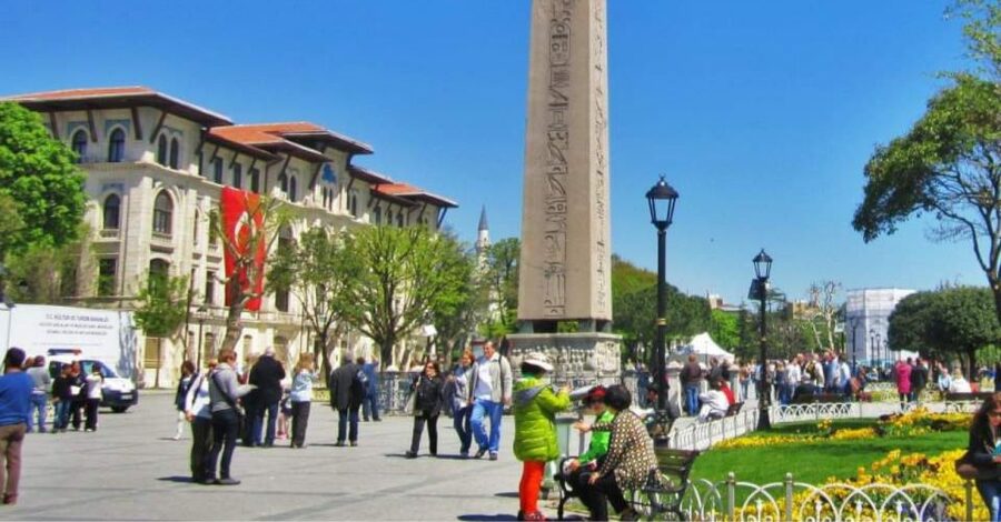 Istanbul: Best of Old City Full-Day Tour with Transfers - The guide makes the difference