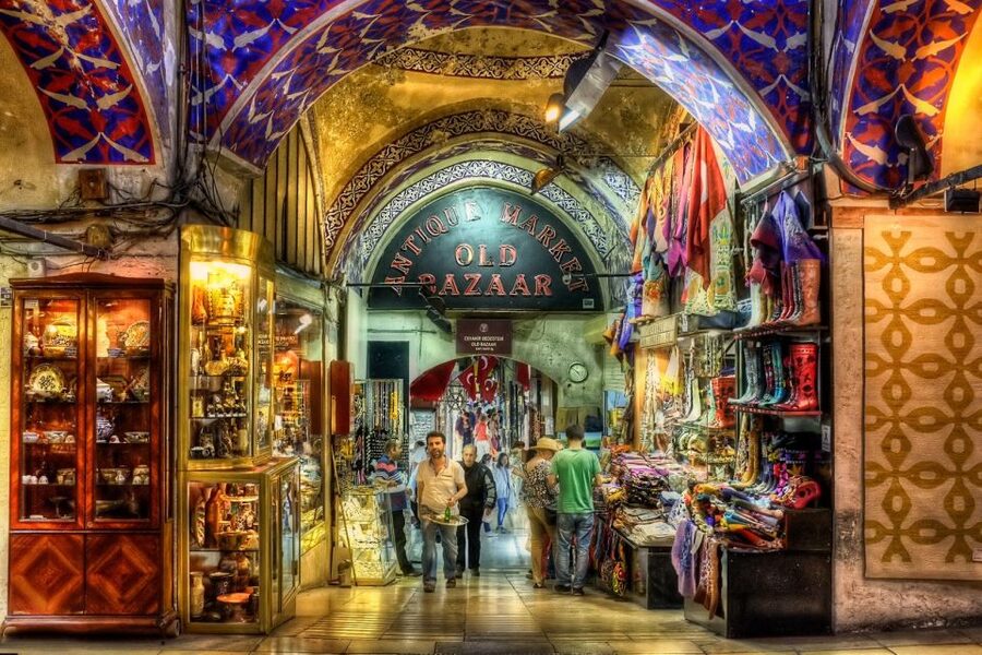 istanbul best off full day private tour - Walking from Topkapi to Hagia Sophia
