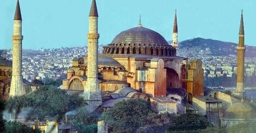 istanbul best off full day private tour - The Hippodrome’s Egyptian Obelisk and Serpentine Column