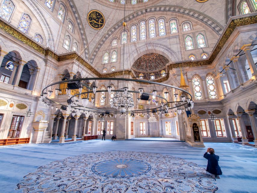 Istanbul: Blue Mosque Guided Tour - Free time inside the mosque