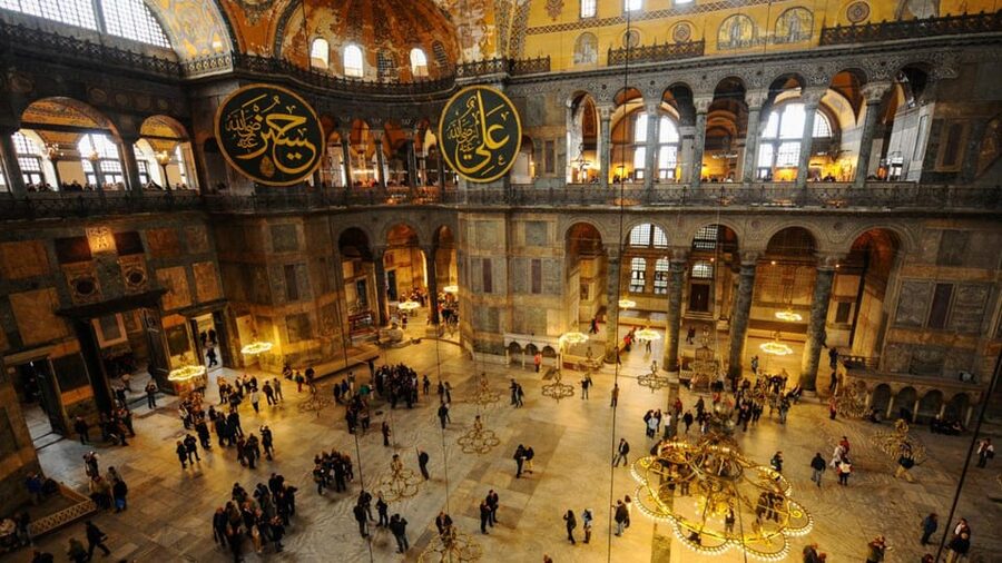 Istanbul: Blue Mosque, Hagia Sophia, & Basilica Cistern Tour - The Basilica Cistern, Istanbul’s coolest stop